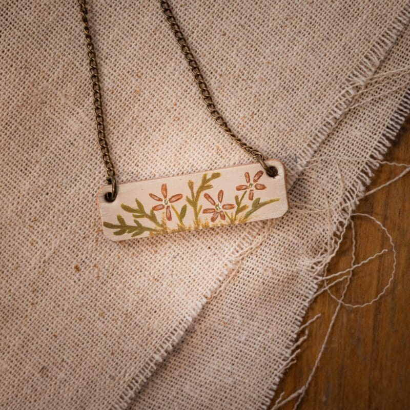 Daisy Bar Necklace